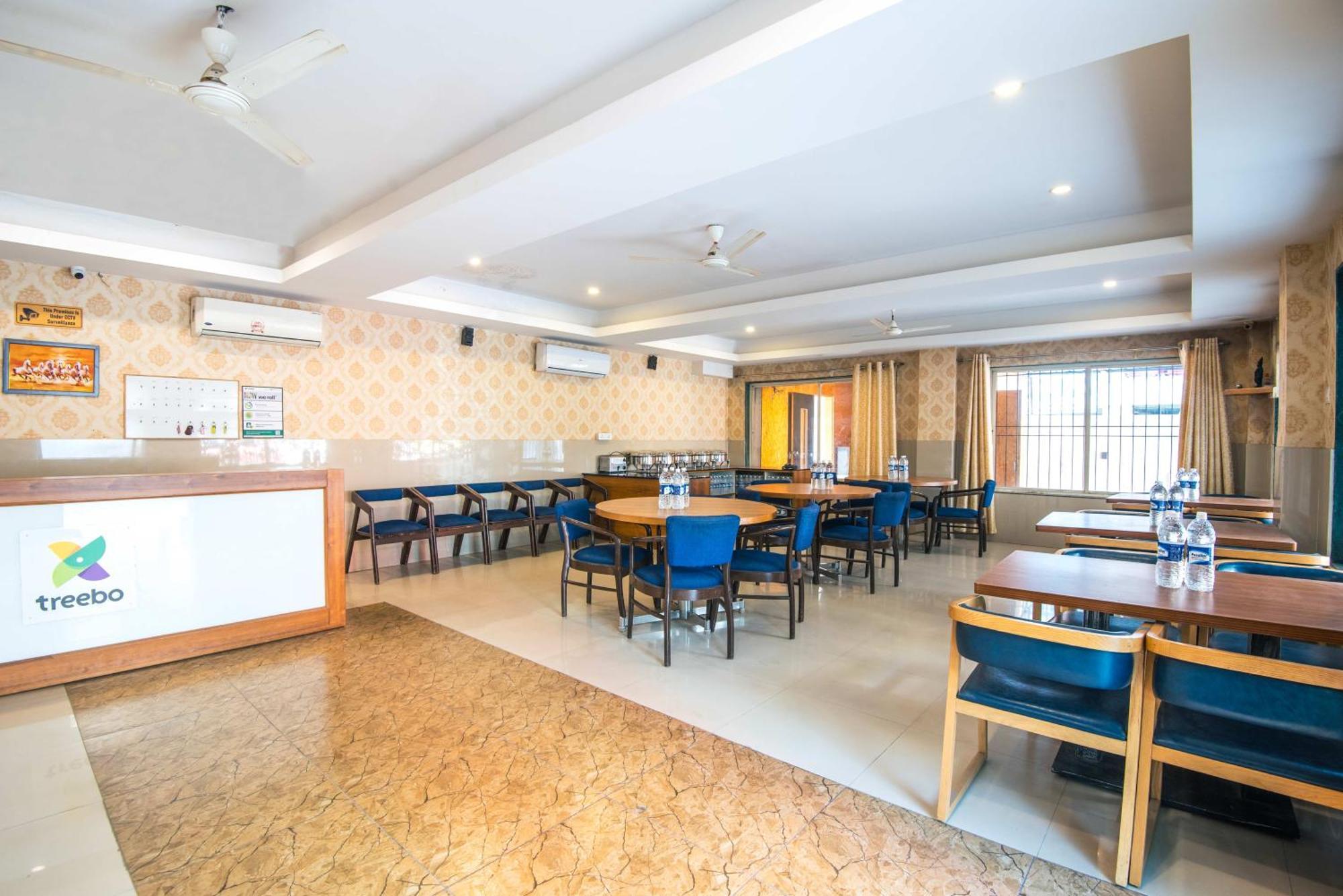 Treebo Empire Executive Premium, Hinjewadi Hotel Hinjawadi Exterior photo